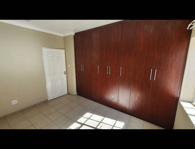 3 BEDROOM CLUSTER RENTED IN FLAMWOOD